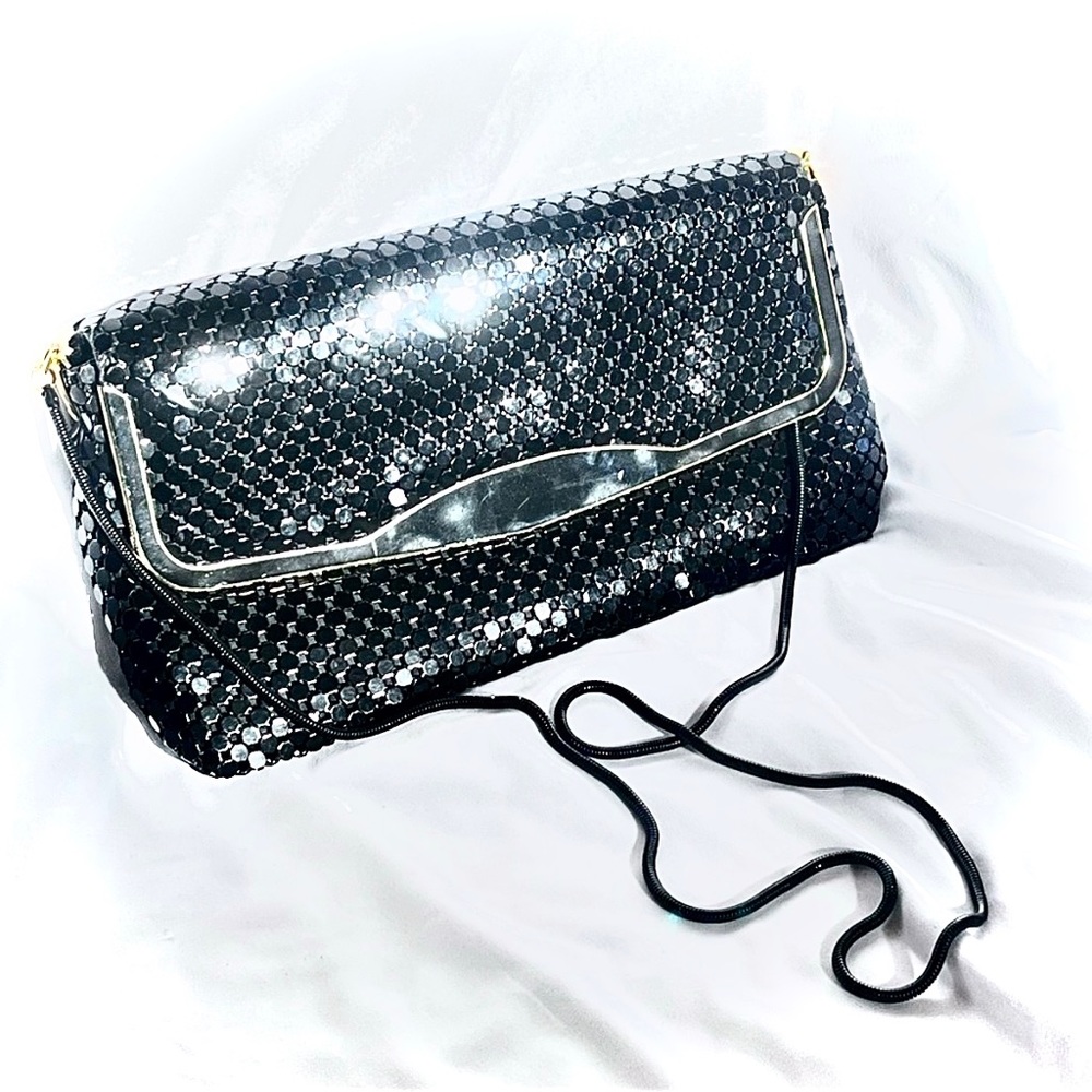 ☃️ Vintage La Regale Clutch